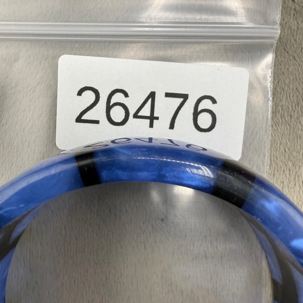 Vintage Chunky Retro Bangle Bracelet Blue and Black Acrylic‎ 9.5